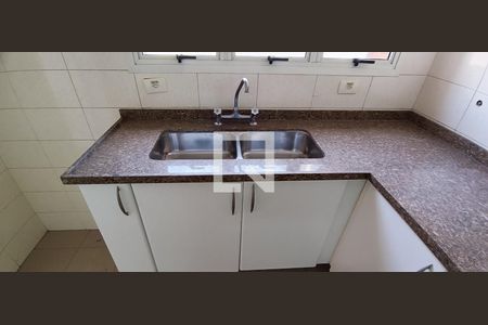 Apartamento à venda com 197m², 4 quartos e 3 vagas Apartamento à venda com 197m², 4 quartos e 3 vagasCozinha