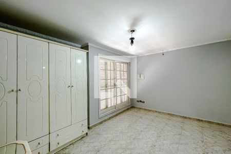 Casa à venda com 400m², 5 quartos e 5 vagasQuarto 1 - Suíte