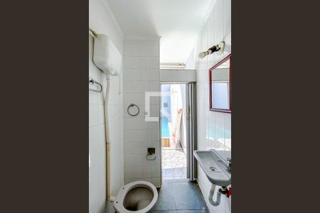 Casa à venda com 400m², 5 quartos e 5 vagasBanheiro da Área externa