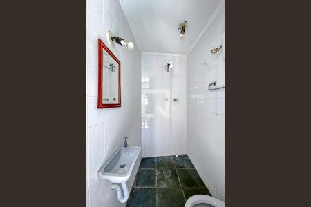 Casa à venda com 400m², 5 quartos e 5 vagasBanheiro da Área externa