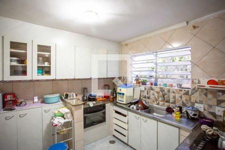 Casa à venda com 200m², 8 quartos e 2 vagas Casa à venda com 200m², 8 quartos e 2 vagasCozinha