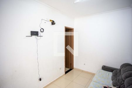 Casa à venda com 200m², 8 quartos e 2 vagas Casa à venda com 200m², 8 quartos e 2 vagasSala de TV Casa 2