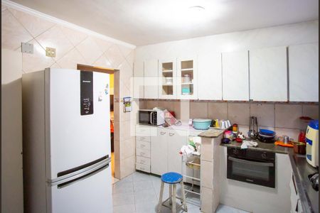 Casa à venda com 200m², 8 quartos e 2 vagas Casa à venda com 200m², 8 quartos e 2 vagasCozinha