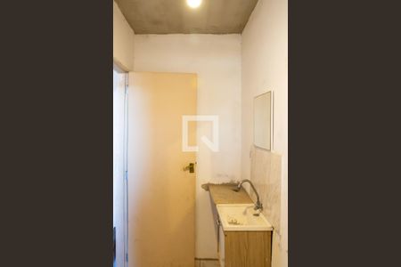 Casa à venda com 200m², 8 quartos e 2 vagas Casa à venda com 200m², 8 quartos e 2 vagasBanheiro de serviço