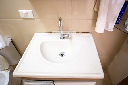 Casa à venda com 200m², 8 quartos e 2 vagas Casa à venda com 200m², 8 quartos e 2 vagasBanheiro Casa 2