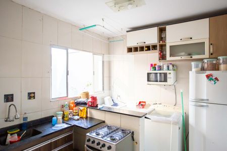 Casa à venda com 200m², 8 quartos e 2 vagas Casa à venda com 200m², 8 quartos e 2 vagasCozinha Casa 2