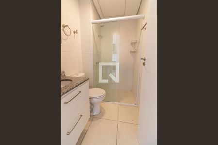 Banheiro de apartamento para alugar com 2 quartos, 42m² em Butantã, São Paulo
