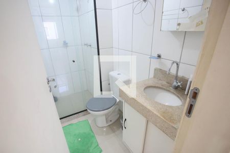 Apartamento à venda com 52m², 2 quartos e 1 vaga Apartamento à venda com 52m², 2 quartos e 1 vagaBanheiro Social