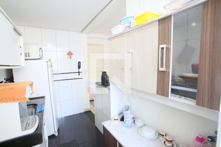 Apartamento à venda com 52m², 2 quartos e 1 vaga Apartamento à venda com 52m², 2 quartos e 1 vagaCozinha