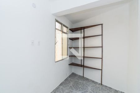 Quarto 1 de apartamento para alugar com 2 quartos, 75m² em Olaria, Rio de Janeiro