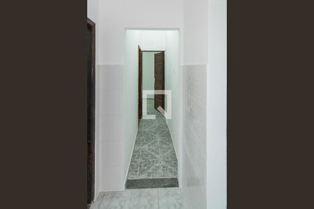 Sala - Corredor de apartamento para alugar com 2 quartos, 75m² em Olaria, Rio de Janeiro