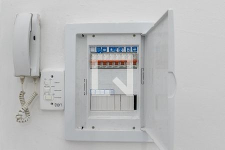 Sala de apartamento para alugar com 2 quartos, 75m² em Olaria, Rio de Janeiro