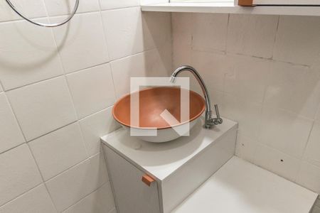 Apartamento para alugar com 75m², 2 quartos e sem vagaBanheiro
