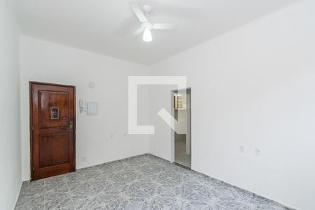 Sala de apartamento para alugar com 2 quartos, 75m² em Olaria, Rio de Janeiro