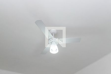 Sala de apartamento para alugar com 2 quartos, 75m² em Olaria, Rio de Janeiro
