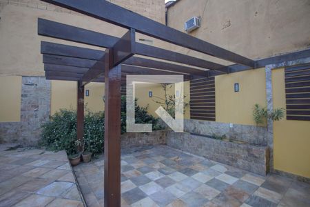 Casa para alugar com 130m², 2 quartos e 3 vagas Casa para alugar com 130m², 2 quartos e 3 vagasJardim