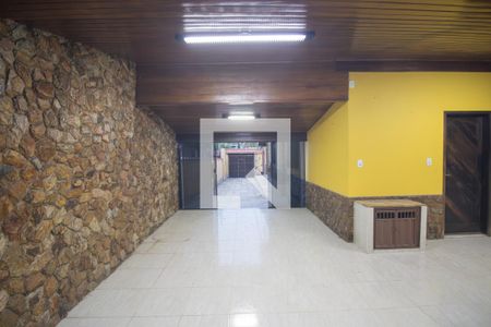 Casa para alugar com 130m², 2 quartos e 3 vagas Casa para alugar com 130m², 2 quartos e 3 vagasGaragem