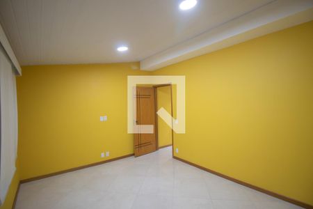 Quarto 1 de casa para alugar com 2 quartos, 130m² em Coelho, São Gonçalo