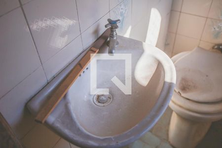 Casa à venda com 118m², 2 quartos e 1 vaga Casa à venda com 118m², 2 quartos e 1 vagaBanheiro de Serviço