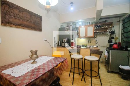 Apartamento à venda com 94m², 2 quartos e sem vaga Apartamento à venda com 94m², 2 quartos e sem vagaCozinha