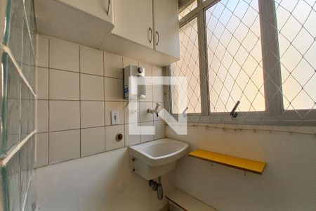 Apartamento à venda com 60m², 3 quartos e 1 vagaÁrea de Serviço