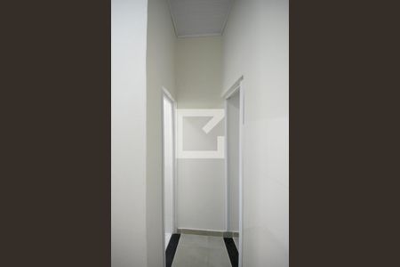 Corredor de casa para alugar com 1 quarto, 30m² em Sacomã, São Paulo