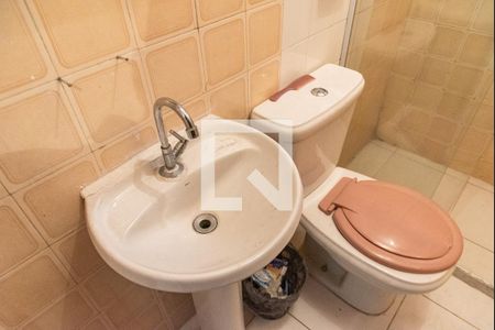 Casa à venda com 190m², 3 quartos e 2 vagasBanheiro 2