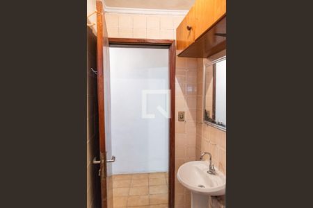 Casa à venda com 190m², 3 quartos e 2 vagasBanheiro 2