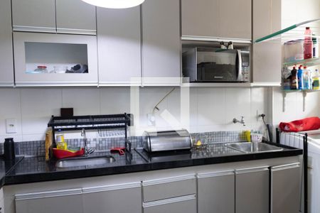 Apartamento à venda com 60m², 2 quartos e 2 vagasCozinha