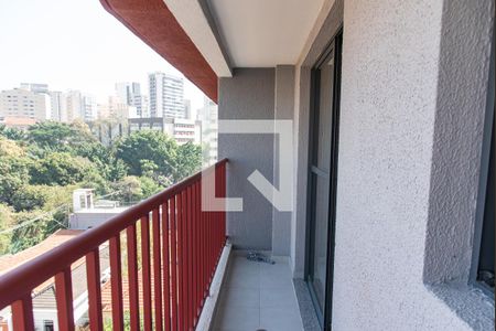 Apartamento para alugar com 32m², 1 quarto e sem vaga Apartamento para alugar com 32m², 1 quarto e sem vagaVaranda