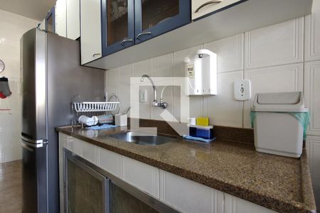 Apartamento à venda com 66m², 2 quartos e 1 vaga Apartamento à venda com 66m², 2 quartos e 1 vagaCozinha - Armários