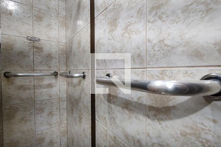 Apartamento à venda com 66m², 2 quartos e 1 vaga Apartamento à venda com 66m², 2 quartos e 1 vagaBanheiro Social