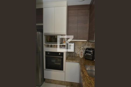 Apartamento à venda com 220m², 4 quartos e 2 vagasCozinha