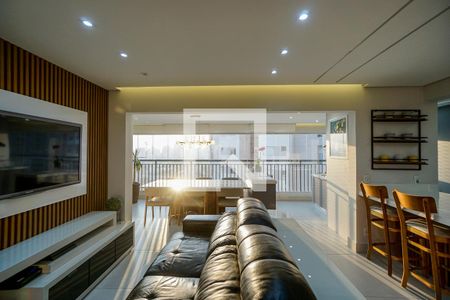 Sala e cozinha de apartamento à venda com 3 quartos, 110m² em Cidade Mãe do Céu, São Paulo