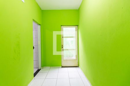 Comodo  de casa para alugar com 2 quartos, 42m² em Santa Maria, Osasco