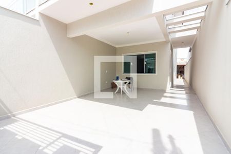 Casa à venda com 125m², 3 quartos e 4 vagasGaragem