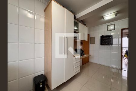 Apartamento à venda com 98m², 3 quartos e 3 vagasCozinha