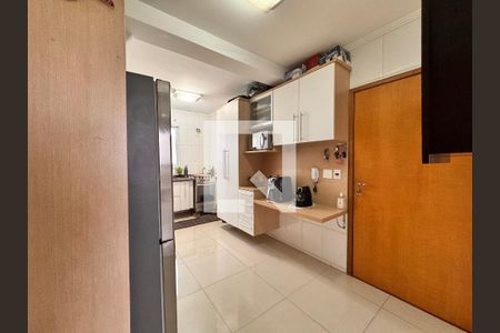 Apartamento à venda com 98m², 3 quartos e 3 vagasCozinha