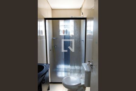 Casa à venda com 200m², 4 quartos e 3 vagas Casa à venda com 200m², 4 quartos e 3 vagasBanheiro