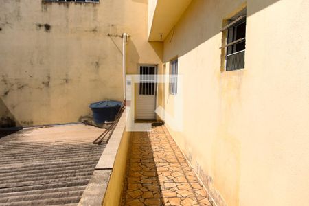 Casa à venda com 200m², 4 quartos e 3 vagas Casa à venda com 200m², 4 quartos e 3 vagasÁrea comum