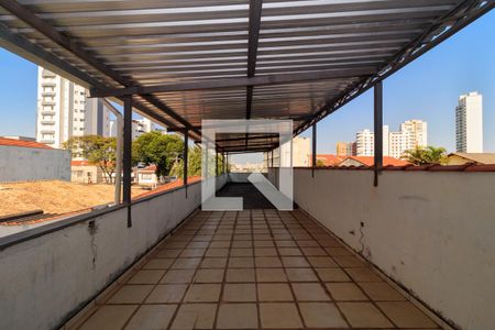 Casa à venda com 196m², 2 quartos e 5 vagasTerraço