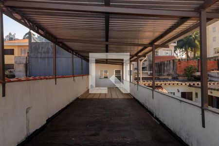 Casa à venda com 196m², 2 quartos e 5 vagasTerraço