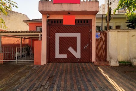 Casa à venda com 196m², 2 quartos e 5 vagasFachada