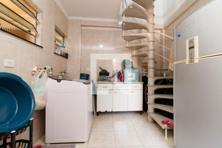 Casa à venda com 196m², 2 quartos e 5 vagasÁrea de Serviço