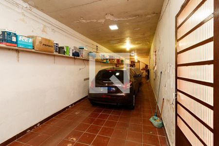 Casa à venda com 196m², 2 quartos e 5 vagasGaragem
