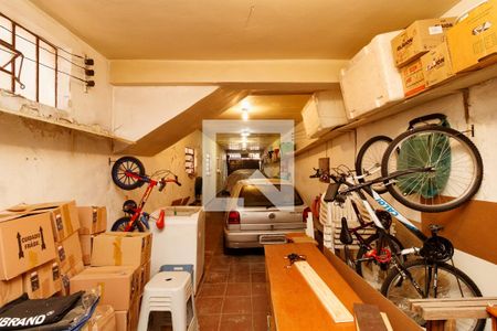 Casa à venda com 196m², 2 quartos e 5 vagasGaragem