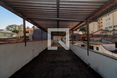 Casa à venda com 196m², 2 quartos e 5 vagasTerraço