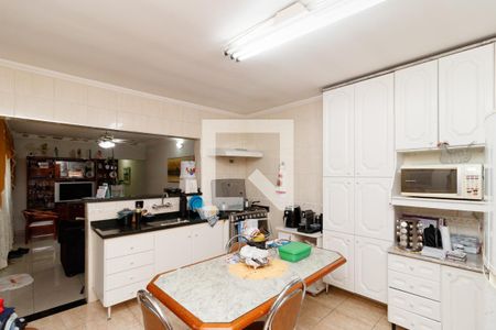 Casa à venda com 196m², 2 quartos e 5 vagascozinha