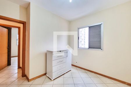 Apartamento para alugar com 96m², 3 quartos e 1 vaga Apartamento para alugar com 96m², 3 quartos e 1 vagaQuarto