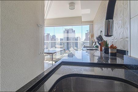 Apartamento à venda com 65m², 2 quartos e 1 vagaÁrea de serviço